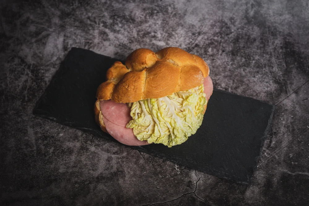 Obložená houska 100g