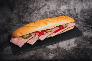 Bageta s anglickou slaninou 220g